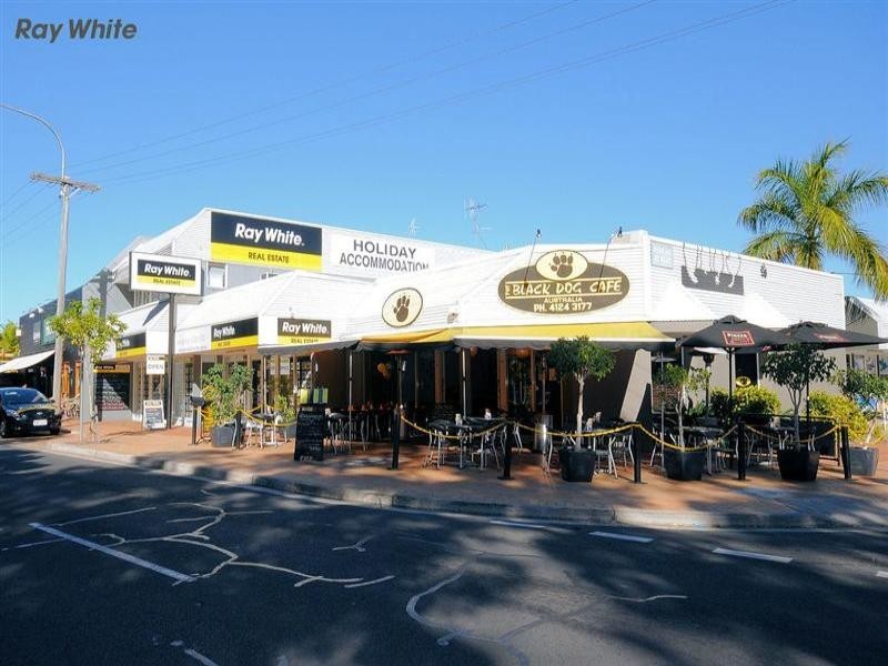 381 Esplanade, Torquay QLD 4655
