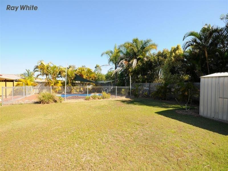44 Thornbill Drive, Eli Waters QLD 4655