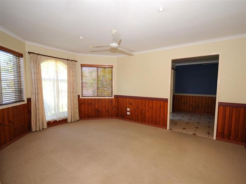 44 Thornbill Drive, Eli Waters QLD 4655