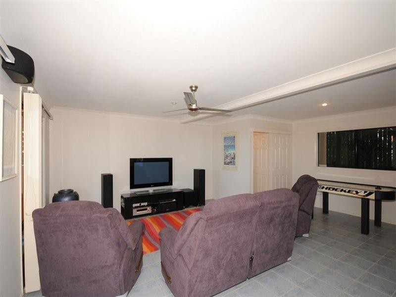 6 Baunfiend Court, Urraween QLD 4655