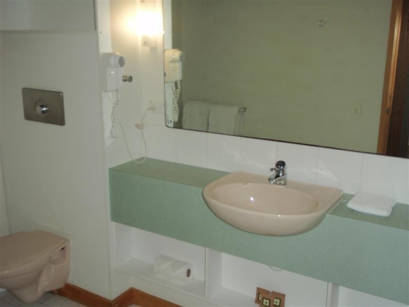 5 Banksia Unit, King Fisher Bay, Fraser Island QLD 4581