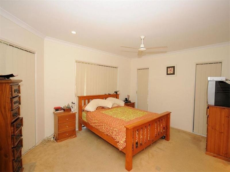 9 Harrison Circuit, Urangan QLD 4655