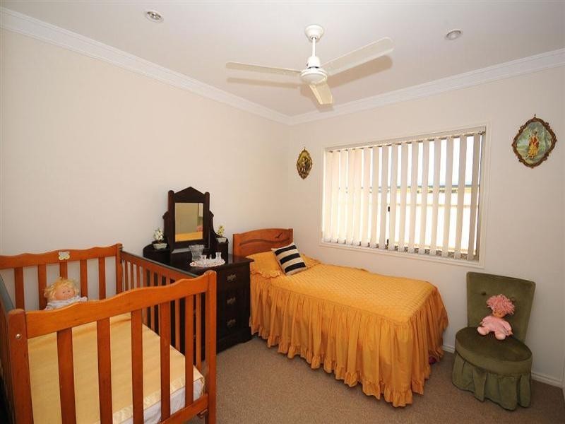 133 Ibis Boulevard, Eli Waters QLD 4655