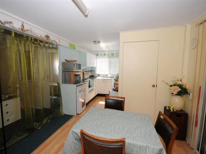 7 Saunders Street, Point Vernon QLD 4655