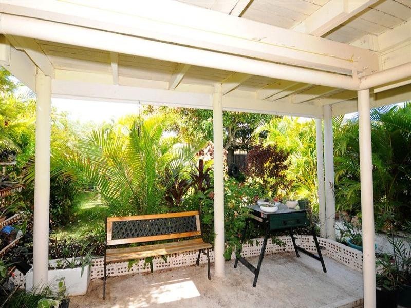 7 Saunders Street, Point Vernon QLD 4655