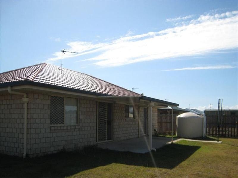 67 Bunya Court, Eli Waters QLD 4655