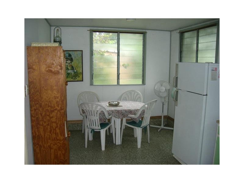 323 Torquay Terrace, Torquay QLD 4655