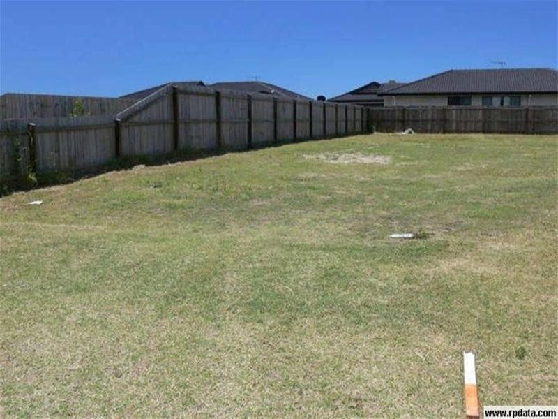 24 Northshore Avenue, Toogoom QLD 4655