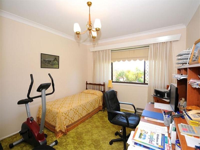 31 Flinders Street, Point Vernon QLD 4655