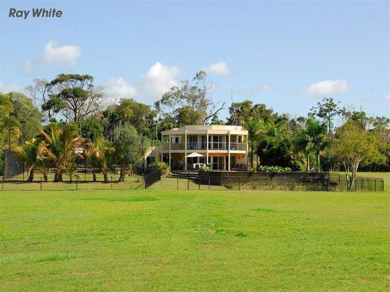 11 Ocean Park Drive, Dundowran Beach QLD 4655