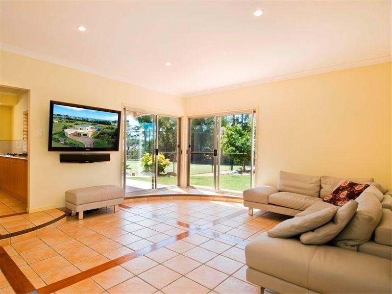 11 Ocean Park Drive, Dundowran Beach QLD 4655