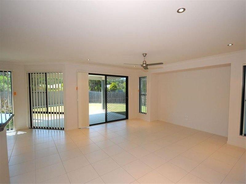 36 Seaway Parade, Toogoom QLD 4655