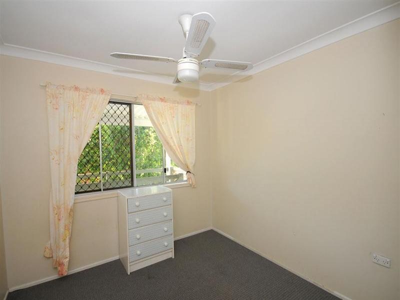 66 Kent Street, Urangan QLD 4655