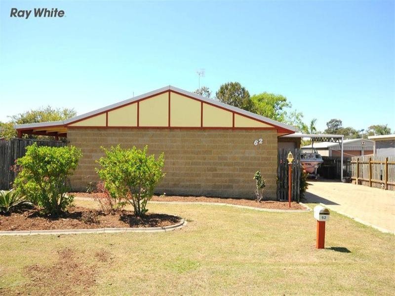 62 Limpus Street, Urangan QLD 4655
