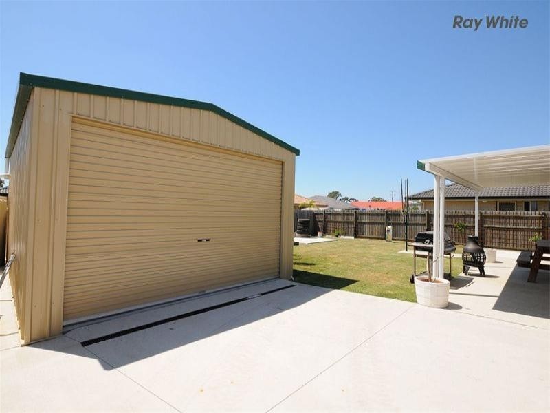 12 Topaz Curcuit, Urangan QLD 4655