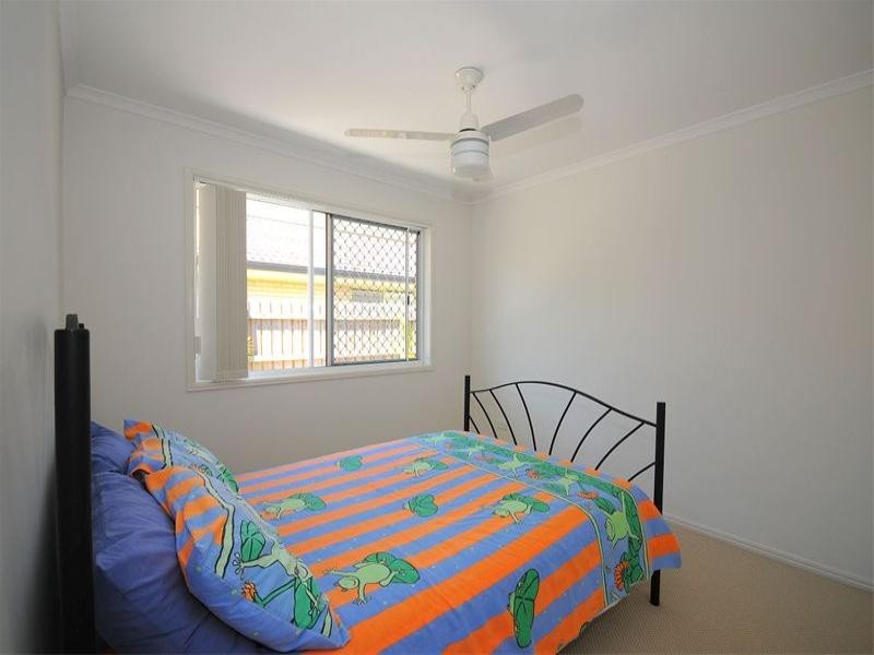 12 Topaz Curcuit, Urangan QLD 4655