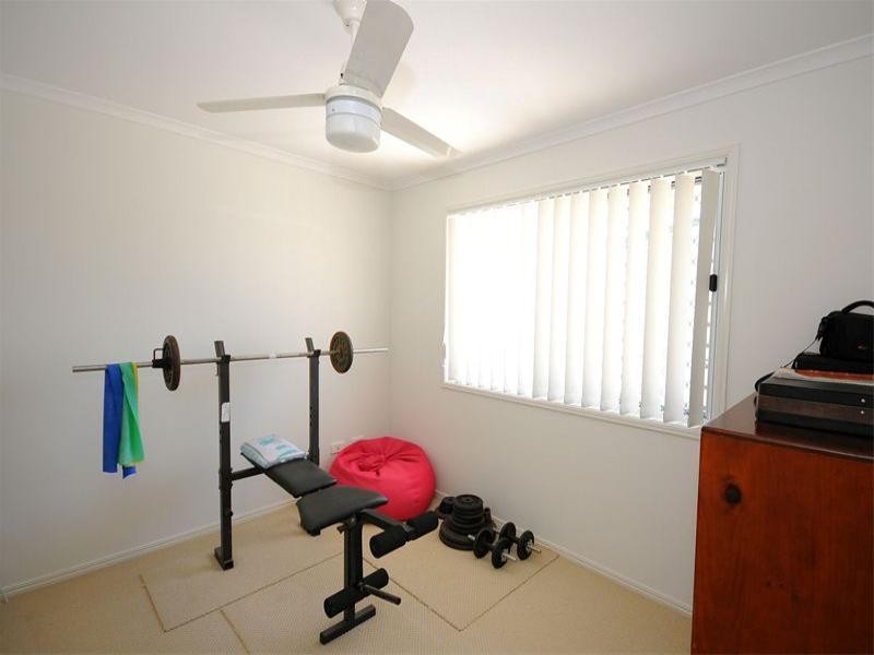 12 Topaz Curcuit, Urangan QLD 4655