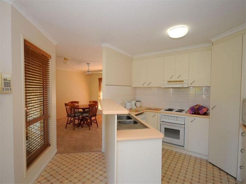 45 Aimee Drive, Urangan QLD 4655