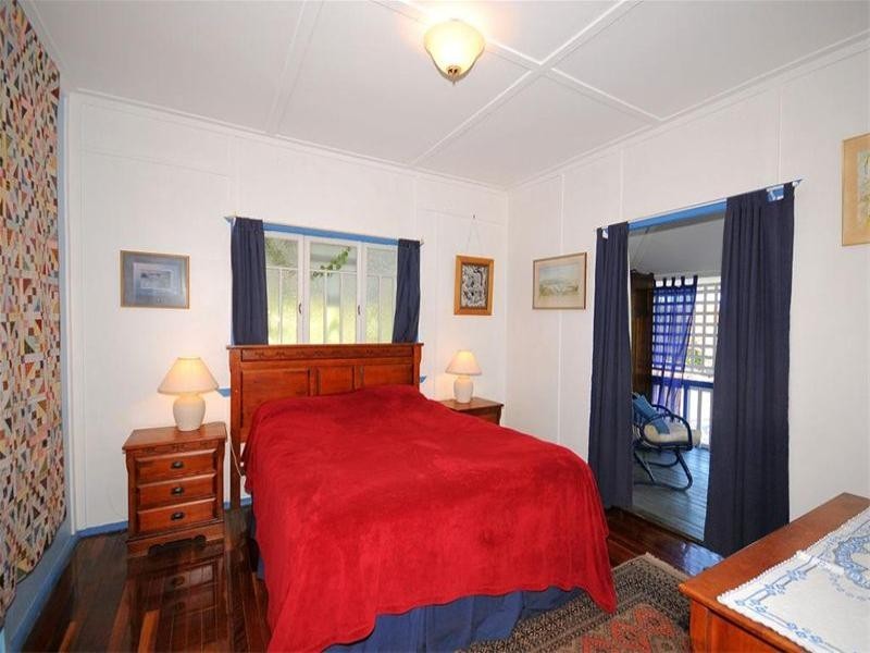 49 Long Street, Point Vernon QLD 4655