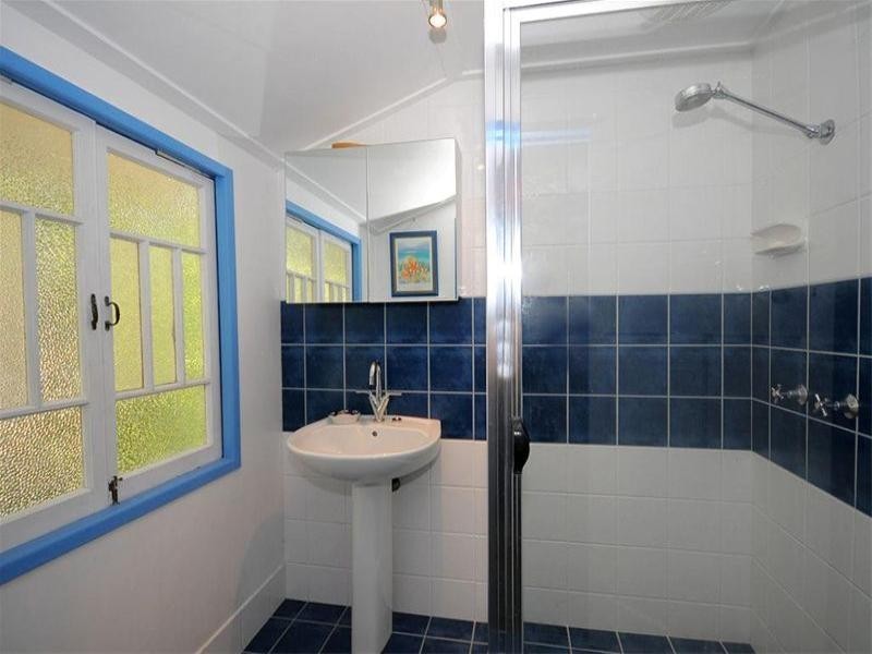 49 Long Street, Point Vernon QLD 4655