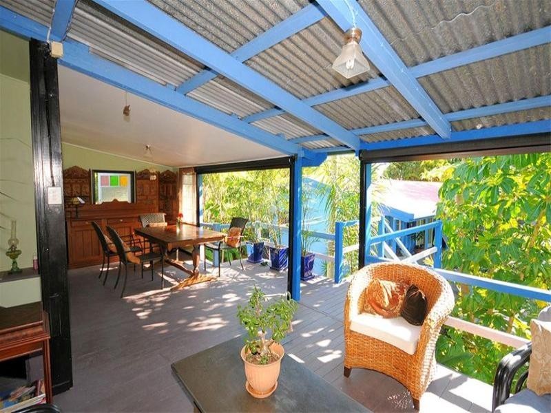 49 Long Street, Point Vernon QLD 4655