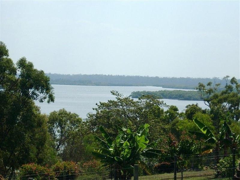 4 Ariadne Street, River Heads QLD 4655