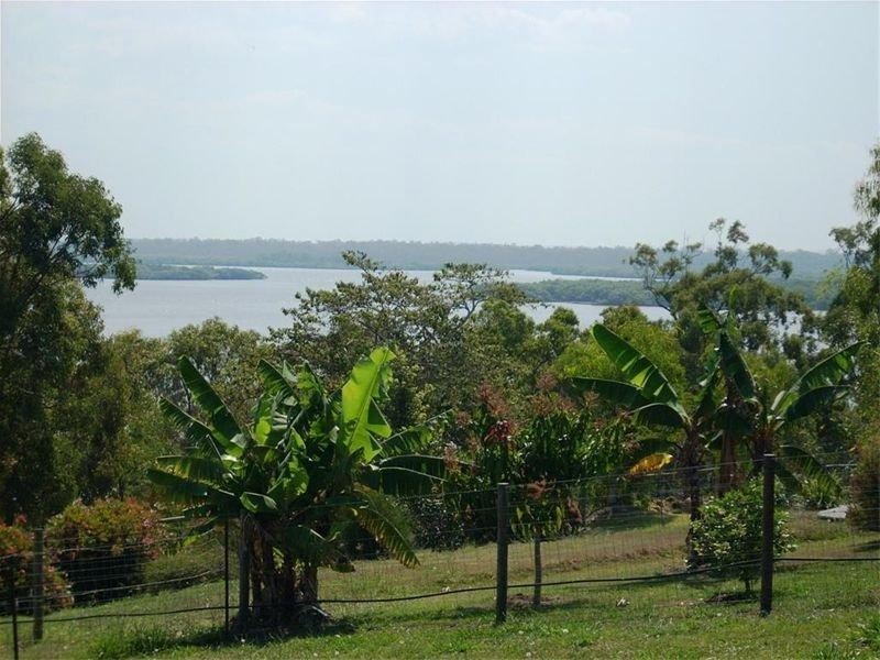 4 Ariadne Street, River Heads QLD 4655