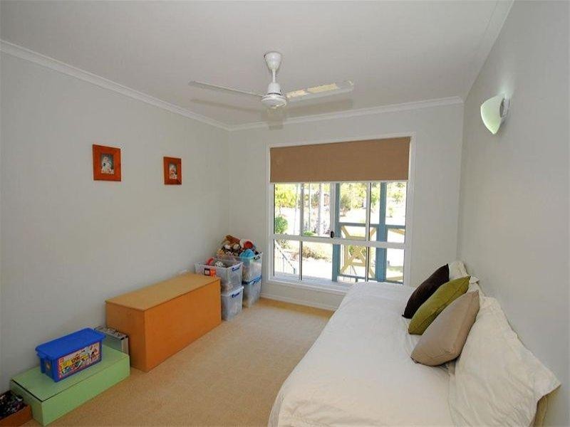 21 Windsor Way, Urraween QLD 4655