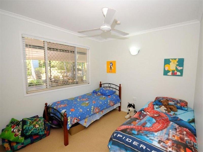 21 Windsor Way, Urraween QLD 4655