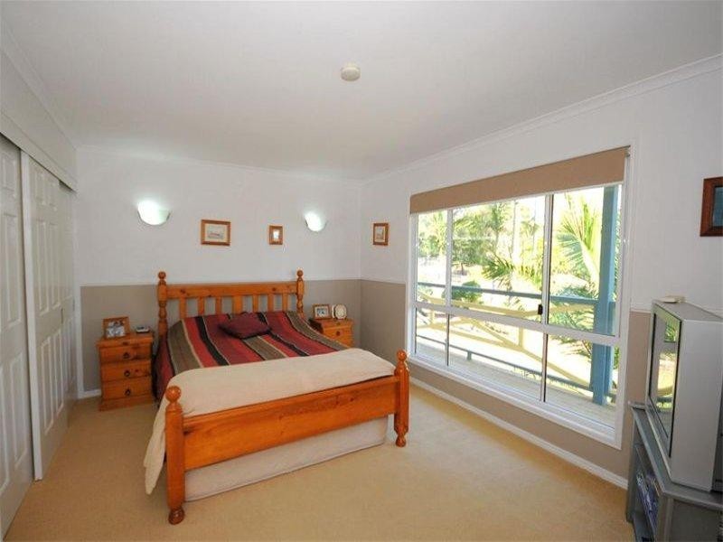 21 Windsor Way, Urraween QLD 4655