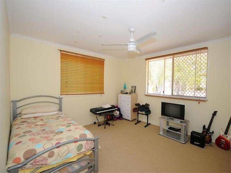 183 Elizabeth Street, Urangan QLD 4655