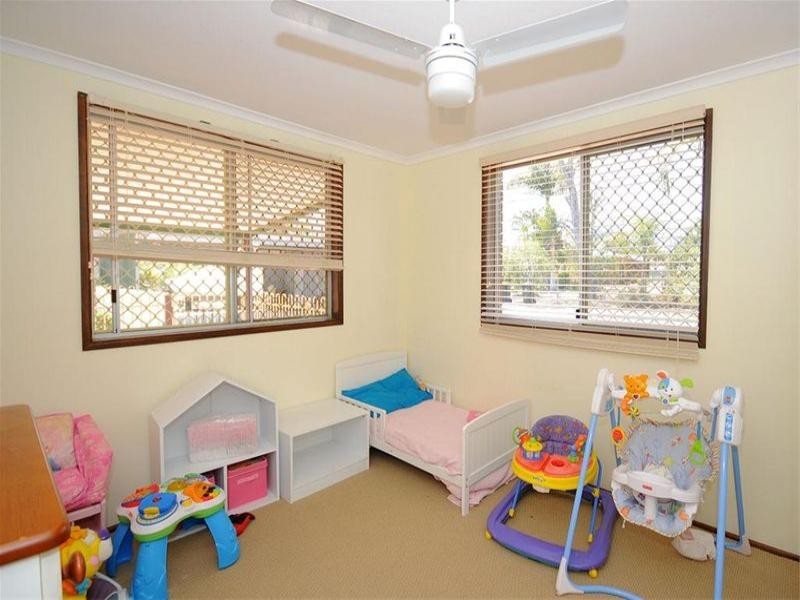 183 Elizabeth Street, Urangan QLD 4655