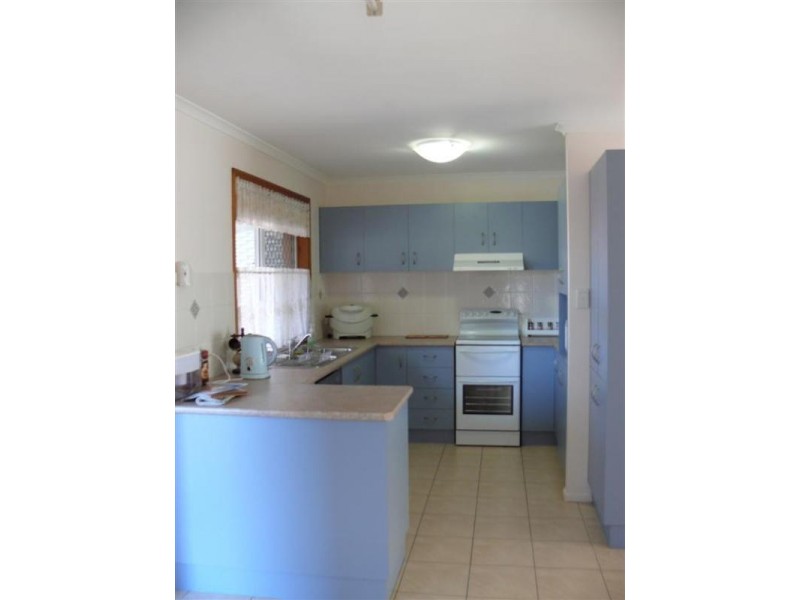 35 Aimee Drive, Urangan QLD 4655