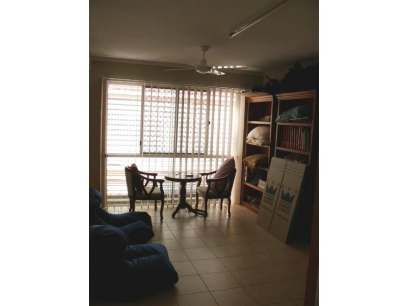 35 Aimee Drive, Urangan QLD 4655