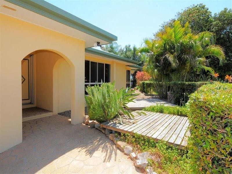 17 Scenic Court, Dundowran Beach QLD 4655