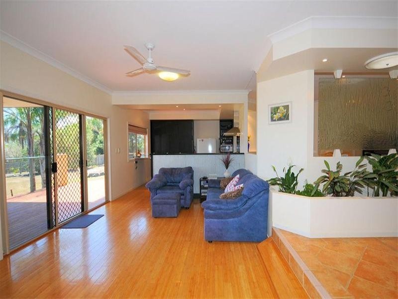 17 Scenic Court, Dundowran Beach QLD 4655