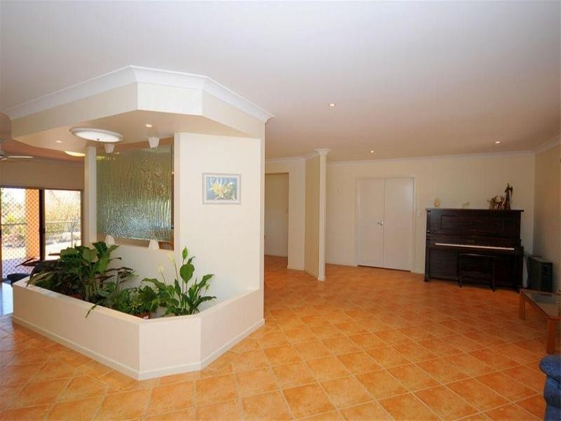 17 Scenic Court, Dundowran Beach QLD 4655
