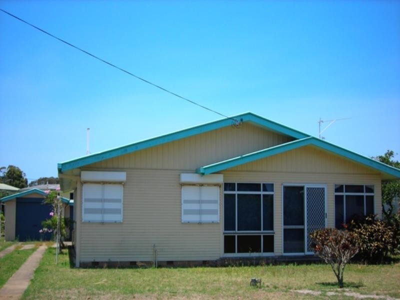 Point Vernon QLD 4655