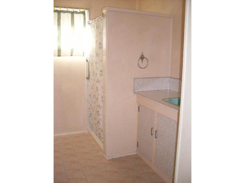 Point Vernon QLD 4655