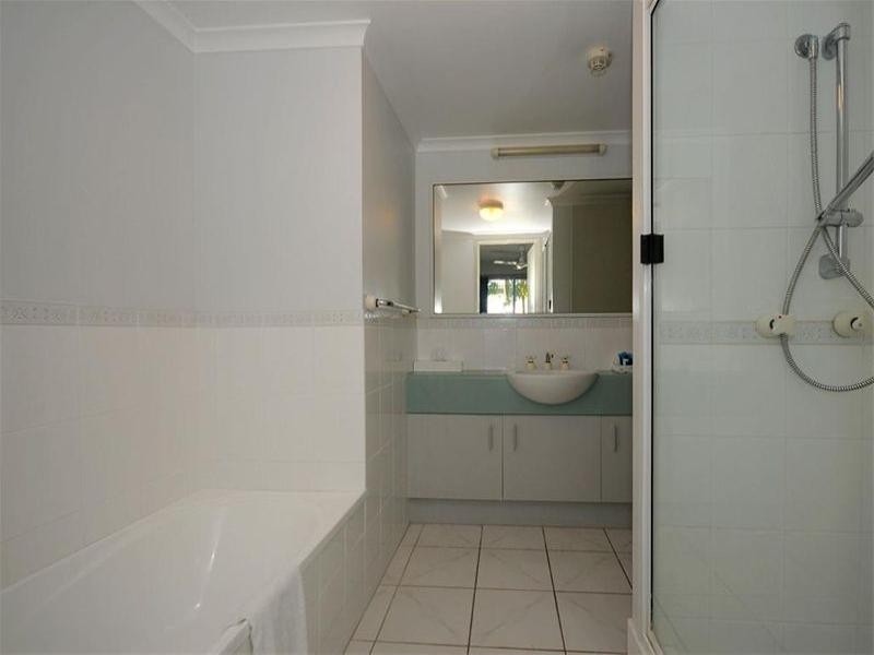 24/386 Esplanade, Torquay QLD 4655