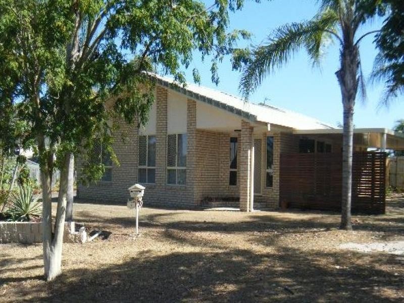 4 Cassia, Scarness QLD 4655