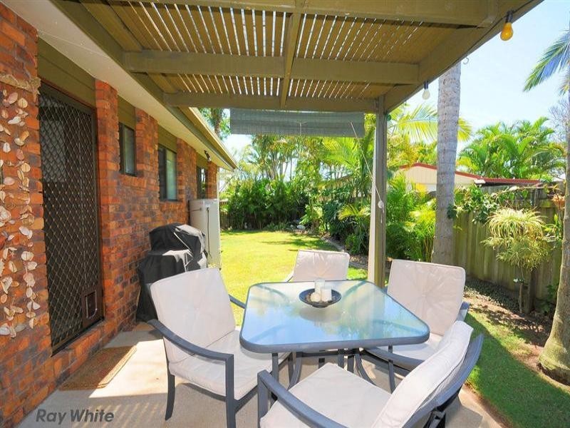 11 Granada Court, Point Vernon QLD 4655