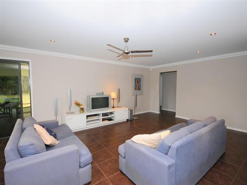 4 Avery Court, Dundowran Beach QLD 4655