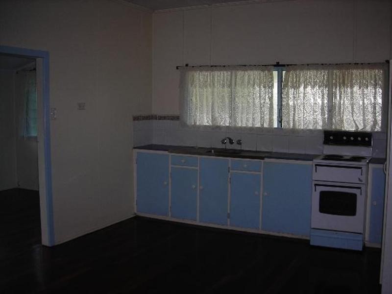 95 Cypress Street, Urangan QLD 4655