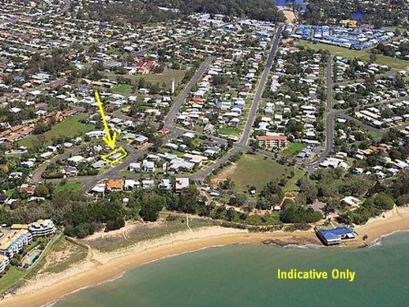 9 Edwin Street, Urangan QLD 4655