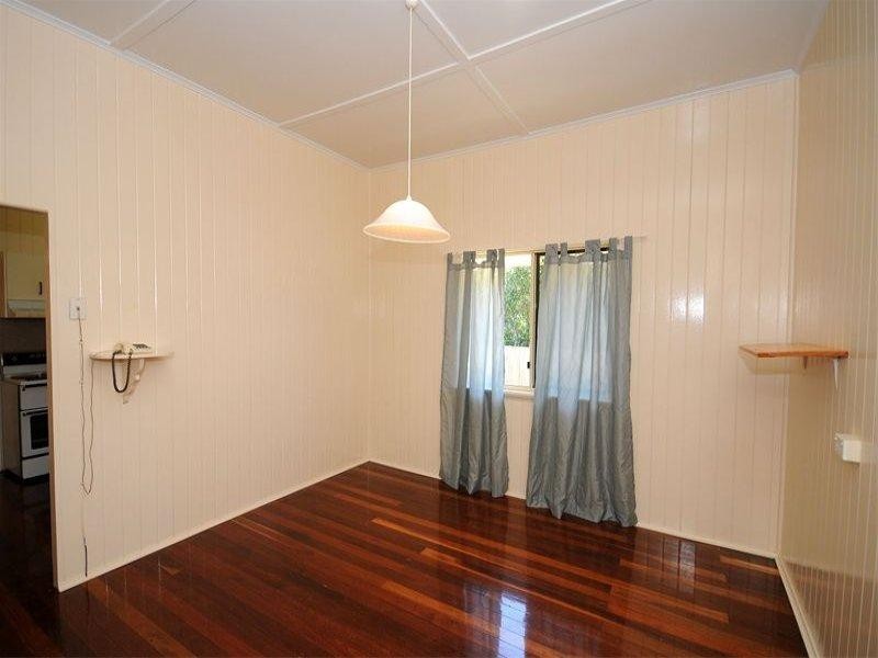 64 Dayman Street, Urangan QLD 4655
