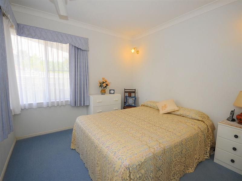 27 Royal Drive, Kawungan QLD 4655