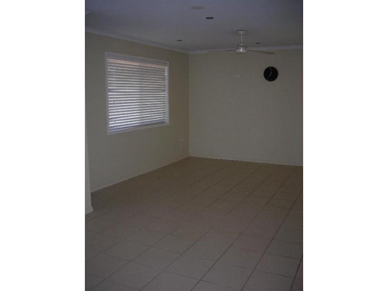 28 Wonga Street, Scarness QLD 4655