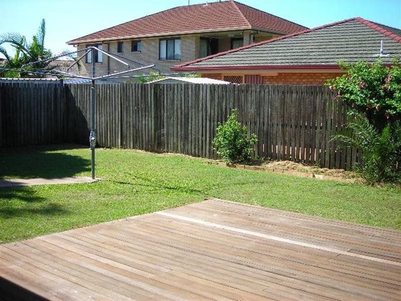 28 Wonga Street, Scarness QLD 4655