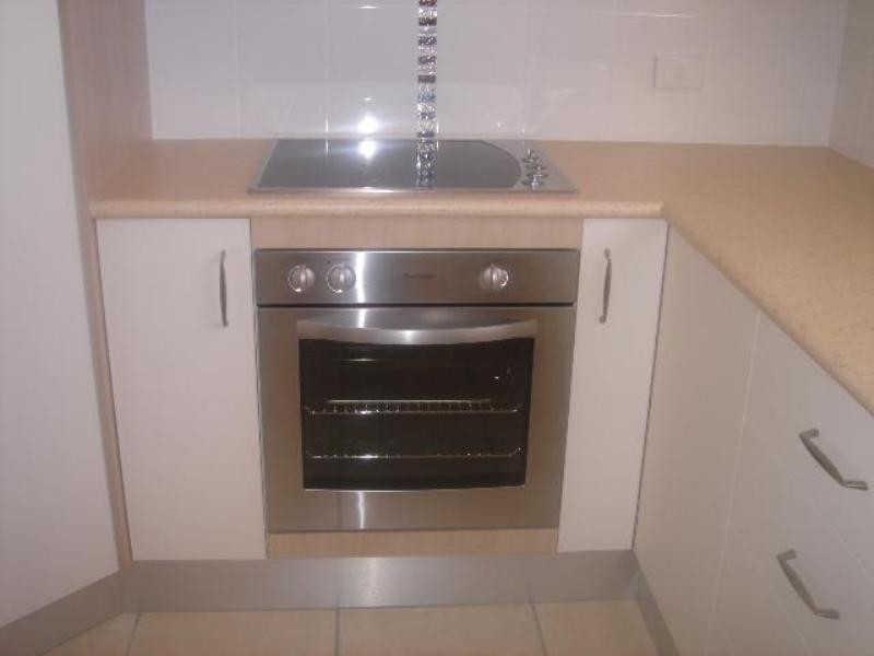 5 Protector Way, Eli Waters QLD 4655